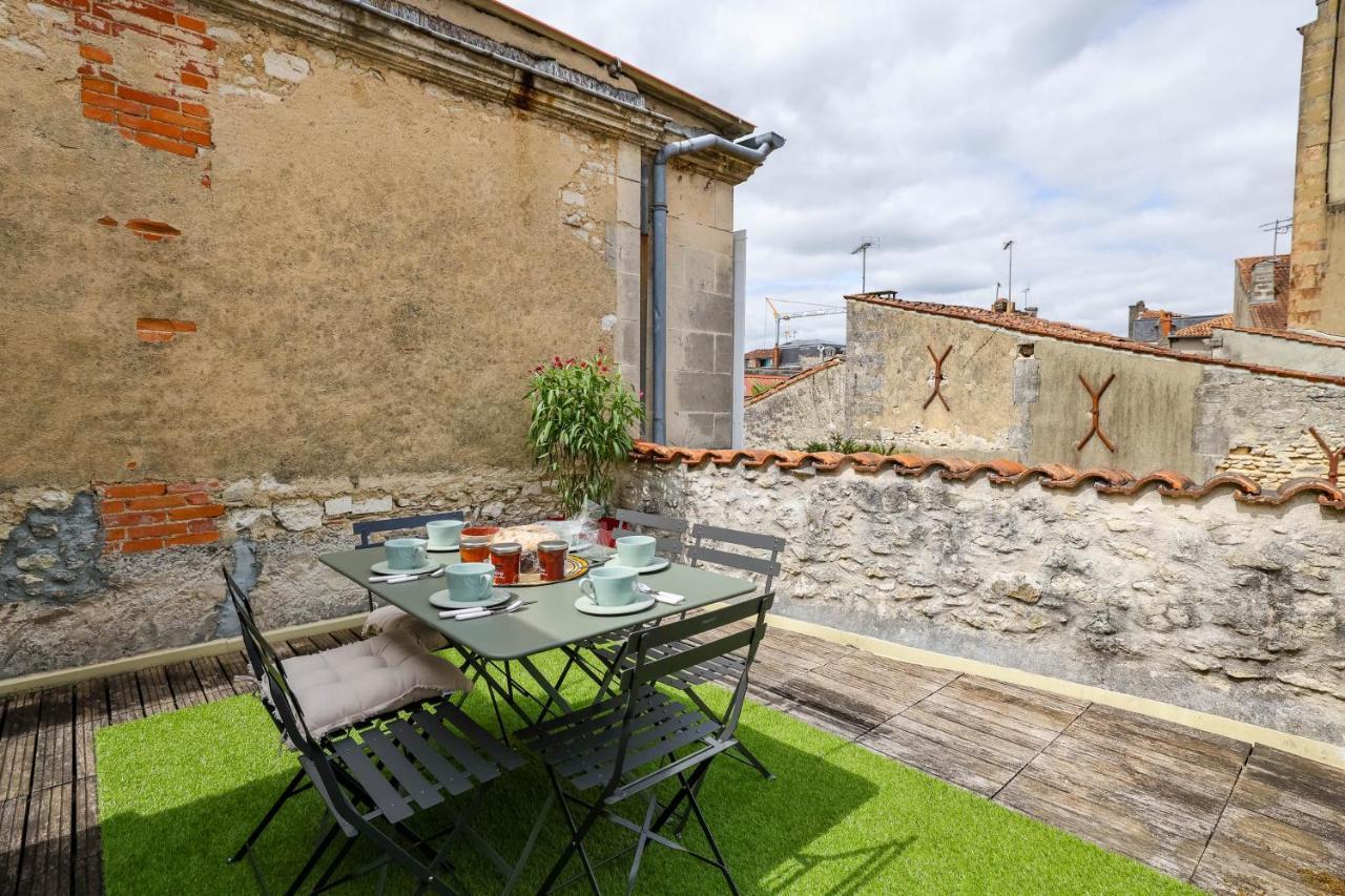 Apartmán Tour Du Palais #Terrasse #Vue Cognac Exteriér fotografie